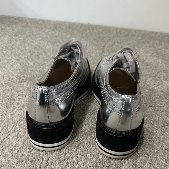 Prada Metallic Silver Lace Up Loafers Sz. 7.5.  100% Authentic - Picture 4 of 8